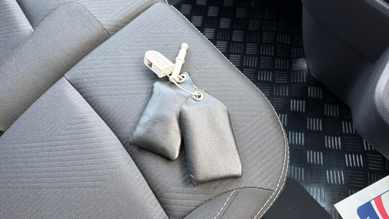 Nissan Primastar 30 L2 Diesel 2.0 dCi 130ps H1 Tekna Crew Van